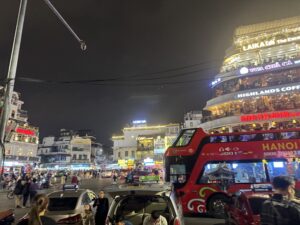 ハノイ旧市街夜景